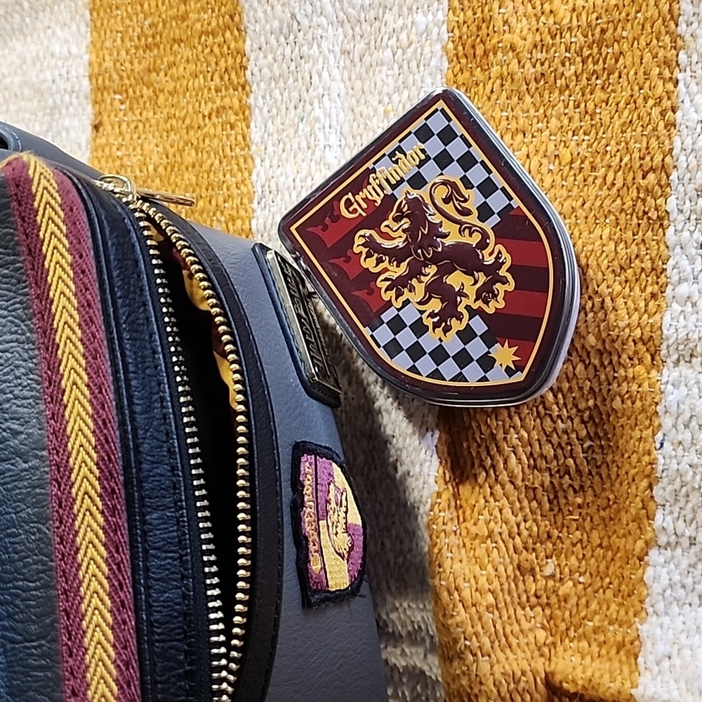 Loungefly Harry Potter Backpack Purse - Picture 6 of 7